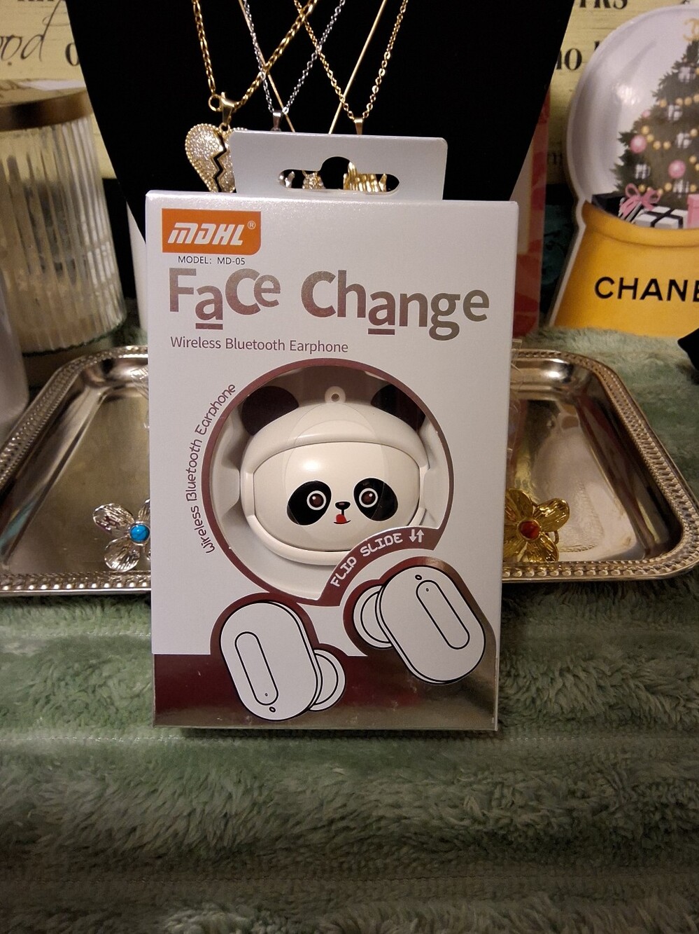 🐼BUY NOW🐼PANDA FACE CHANGE BLUETOOTH EARPHONES